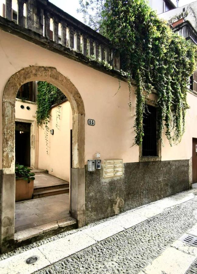 3 Amici Al Teatro Lägenhet Verona Exteriör bild